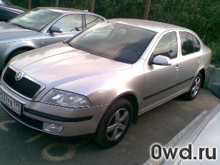 Битый автомобиль Skoda Octavia