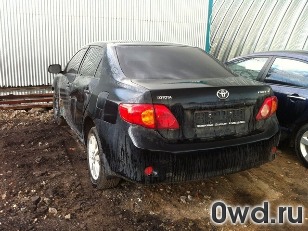 Битый автомобиль Toyota Corolla