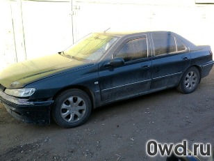 Битый автомобиль Peugeot 406