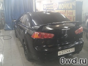 Битый автомобиль Mitsubishi Lancer