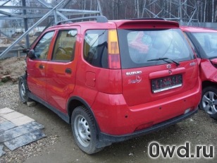 Битый автомобиль Suzuki Ignis