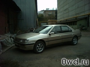 Битый автомобиль Peugeot 605