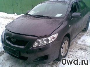 Битый автомобиль Toyota Corolla