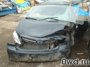 Битый автомобиль Toyota Corolla