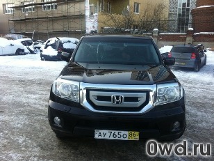 Битый автомобиль Honda Pilot