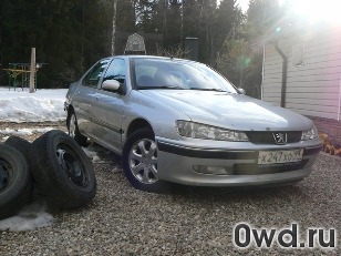 Битый автомобиль Peugeot 406