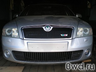 Битый автомобиль Skoda Octavia