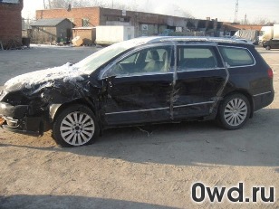 Битый автомобиль Volkswagen Passat