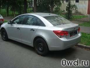 Битый автомобиль Chevrolet Cruze