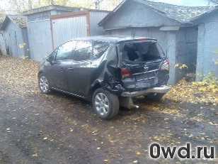 Битый автомобиль Opel Meriva