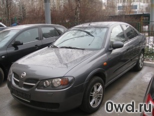 Битый автомобиль Nissan Almera