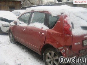 Битый автомобиль Nissan Note