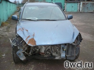 Битый автомобиль Toyota RAV4