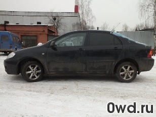 Битый автомобиль Toyota Corolla