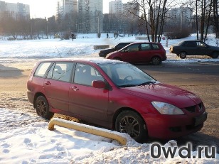 Битый автомобиль Mitsubishi Lancer