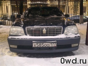 Битый автомобиль Toyota Crown