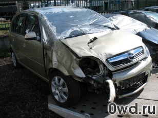 Битый автомобиль Opel Meriva