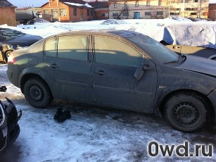 Битый автомобиль Renault Megane