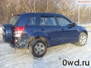 Битый автомобиль Suzuki Vitara