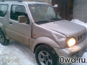 Битый автомобиль Suzuki Jimny