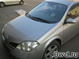 Битый автомобиль Nissan Primera