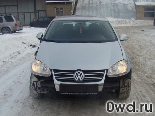 Битый автомобиль Volkswagen Jetta